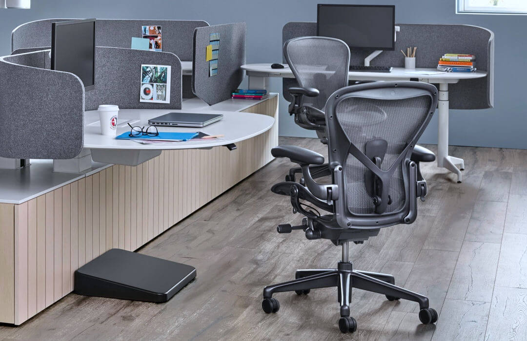 Herman Miller Aeron: Best Mesh Ergonomic Office Chair ...